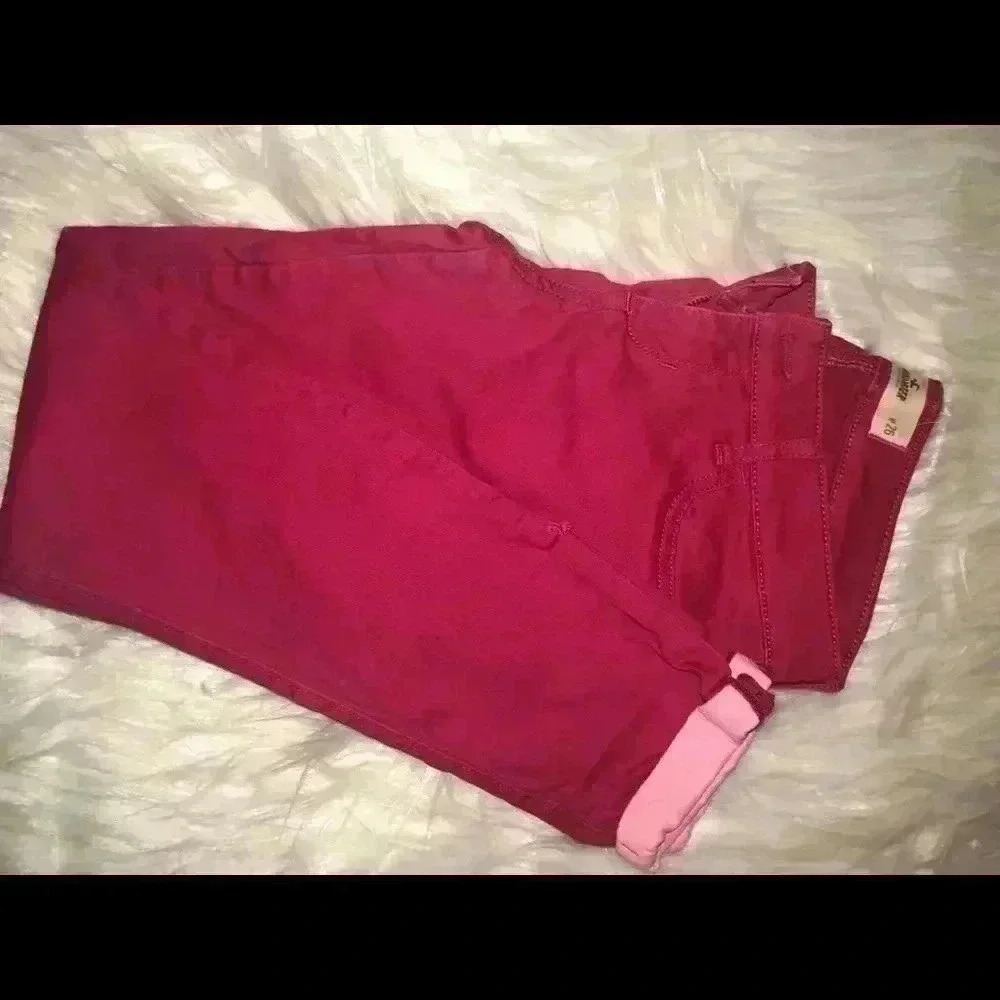 HOLLISTER VINTAGE JEANS SIZE 26 with imperfections